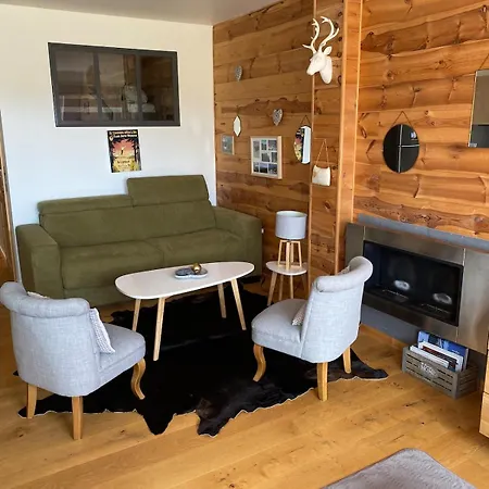 De 4 A 6 Personnes Apartment